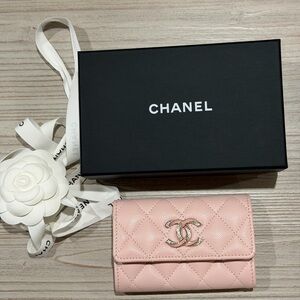 CHANEL Pink Quilted Caviar Leather CC Wallet